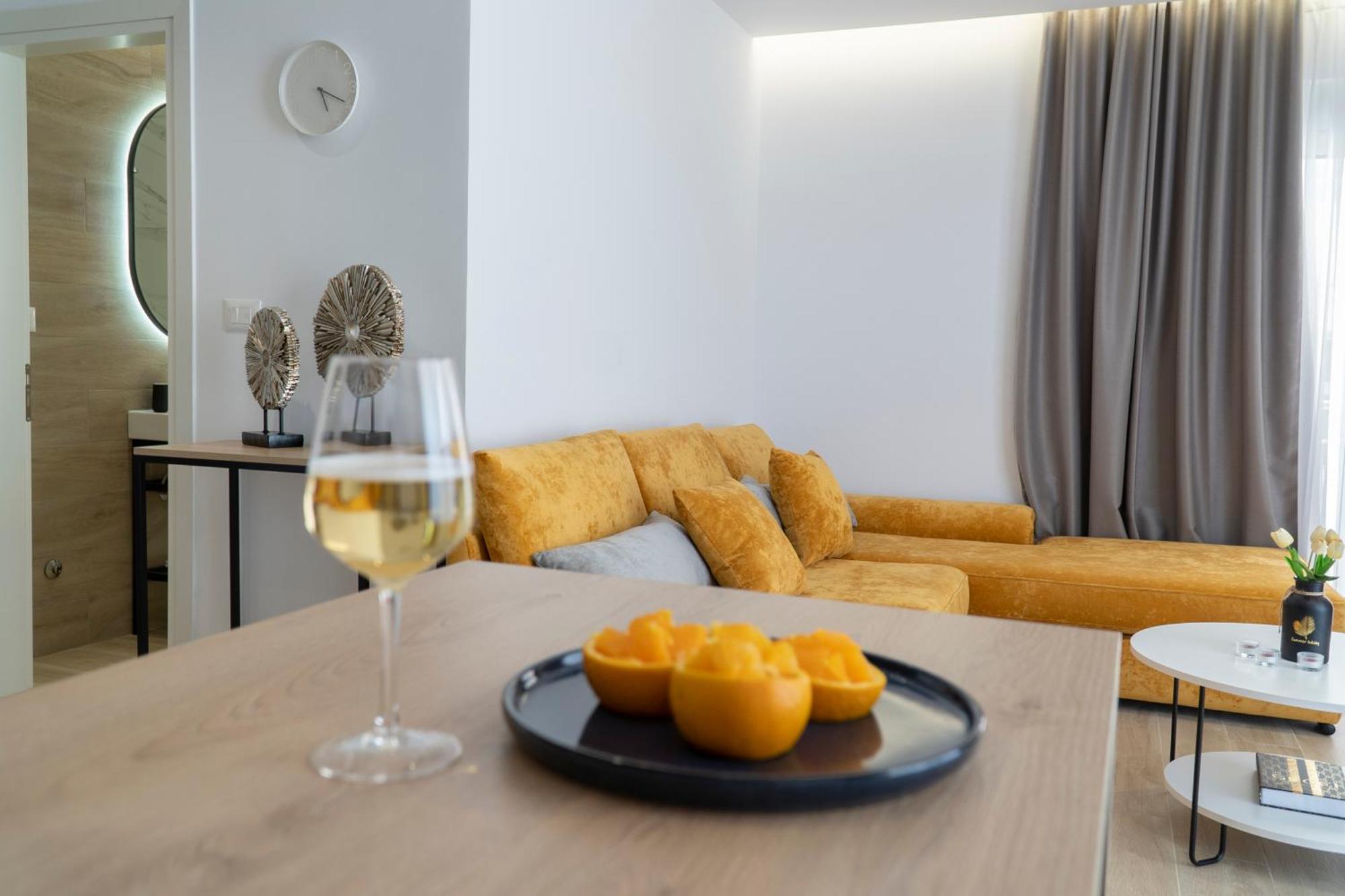 Mateo Apartments Sarande Exterior photo